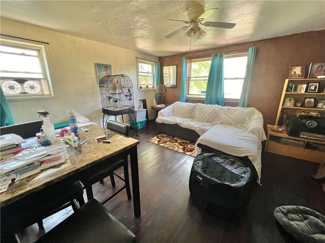 806 Inwood St, Homewood Brushton, PA 15208