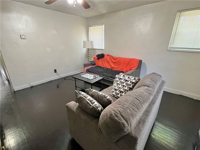 806 Inwood St, Homewood Brushton, PA 15208