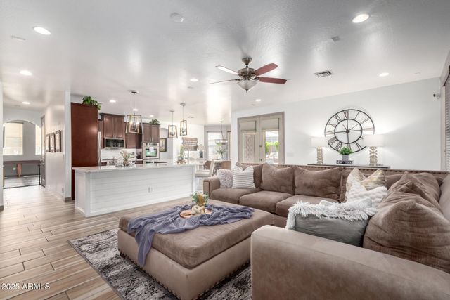 4423 W LODGE Drive, Laveen, AZ 85339