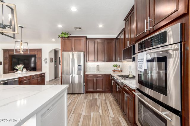 4423 W LODGE Drive, Laveen, AZ 85339