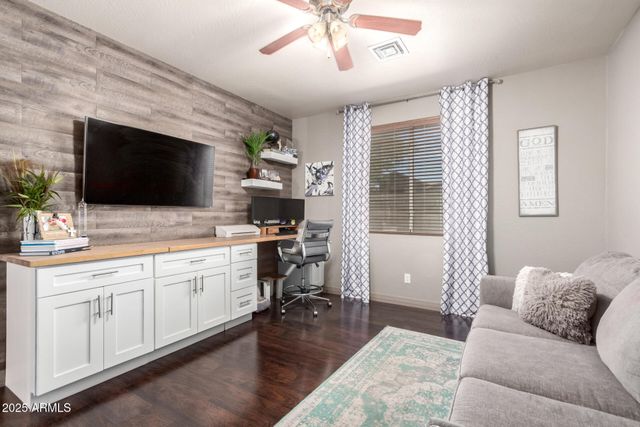 4423 W LODGE Drive, Laveen, AZ 85339