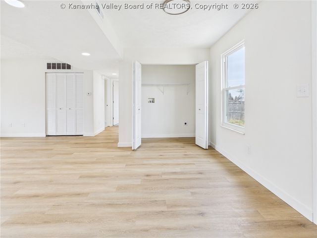 5600 Habitat Street, South Charleston, WV 25177