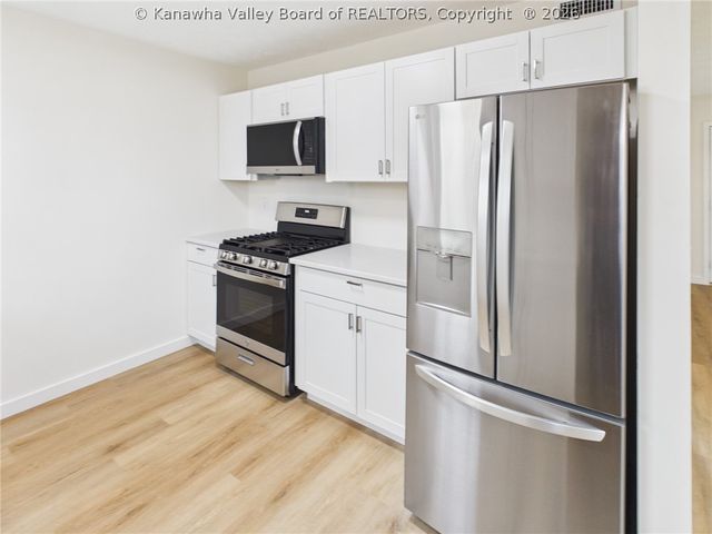 5600 Habitat Street, South Charleston, WV 25177