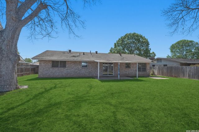 221 Maple, Schertz, TX 78154