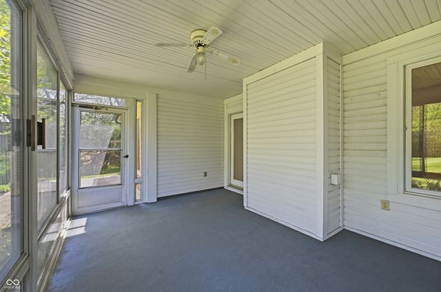 9504 Drakeford Drive, Indianapolis, IN 46260