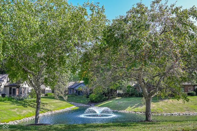 9504 Drakeford Drive, Indianapolis, IN 46260
