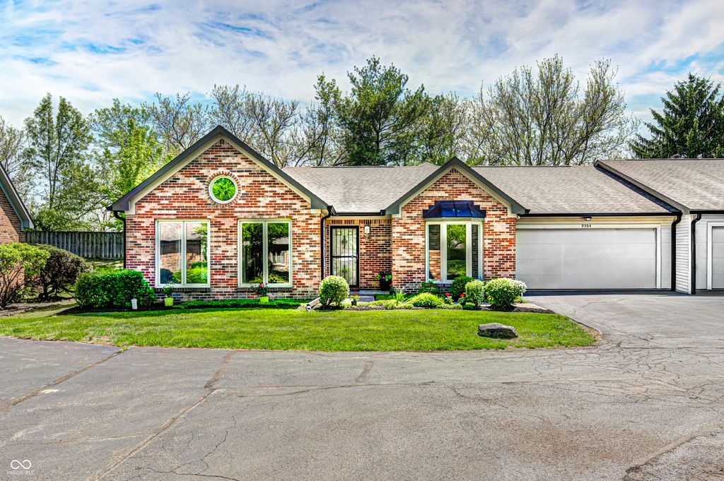 9504 Drakeford Drive, Indianapolis, IN 46260