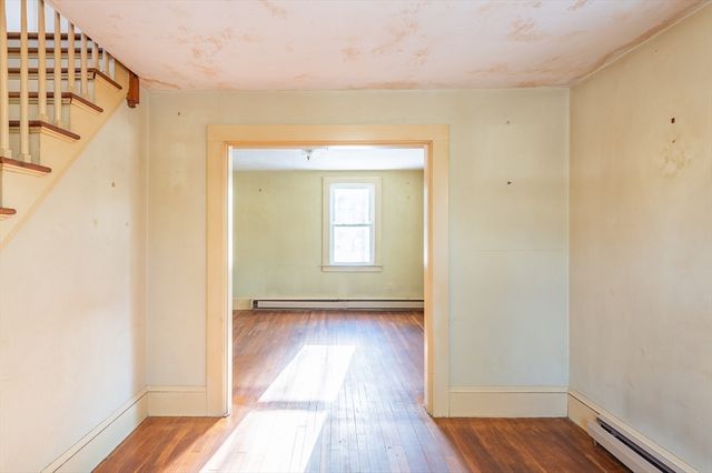 9 Oxbow Rd, Falmouth, MA 02536