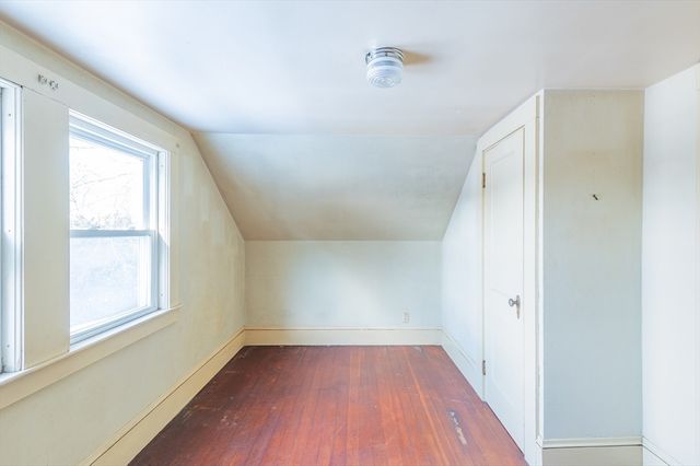 9 Oxbow Rd, Falmouth, MA 02536