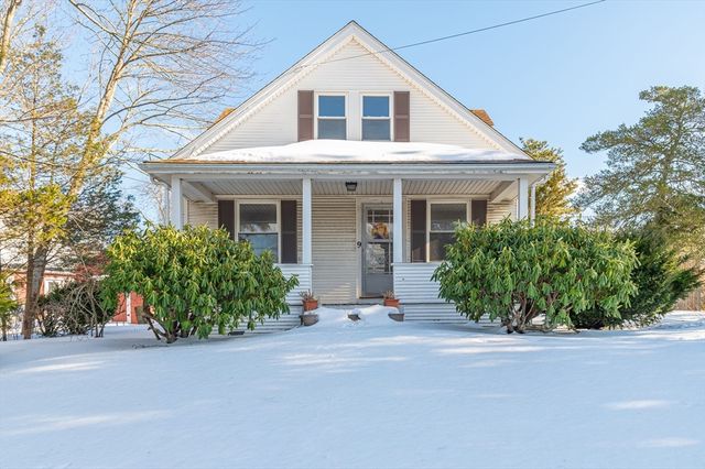 9 Oxbow Rd, Falmouth, MA 02536