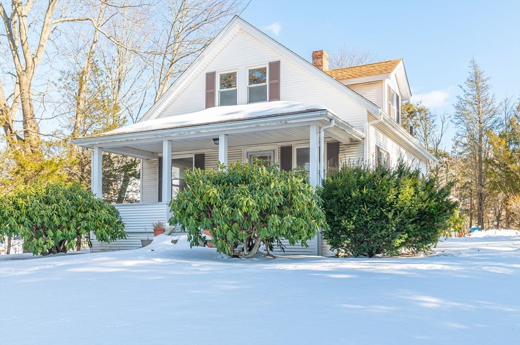 9 Oxbow Rd, Falmouth, MA 02536