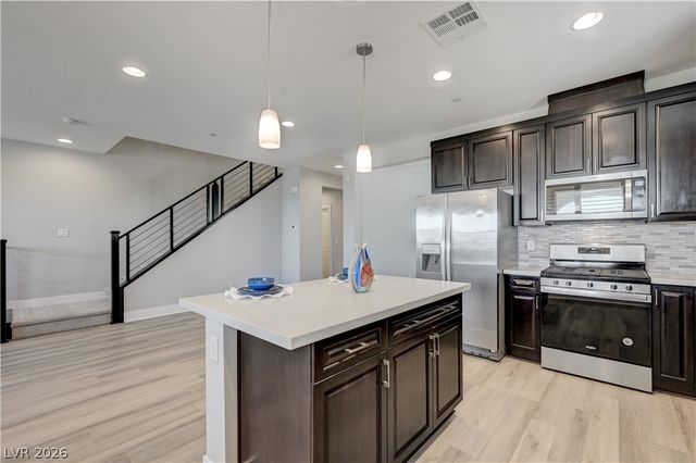 977 Via Panfilo Avenue, Henderson, NV 89011