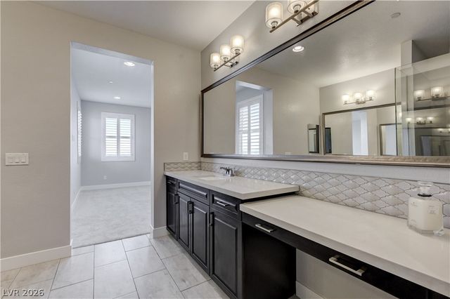 977 Via Panfilo Avenue, Henderson, NV 89011