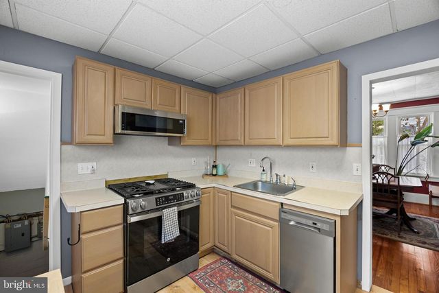 909 BELMONT AVE, Haddon Township, NJ 08108