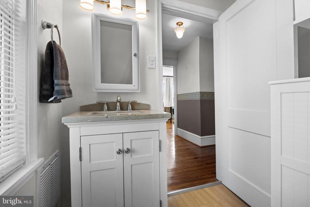 909 BELMONT AVE, Haddon Township, NJ 08108