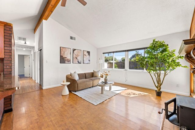 7452 Morningside Way, Citrus Heights, CA 95621