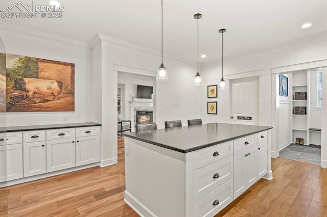 1950 Mesa Park View, Colorado Springs, CO 80904