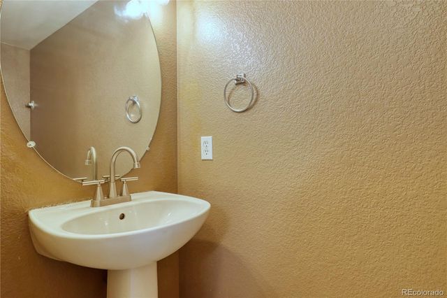 3819 S Rome Way, Aurora, CO 80018