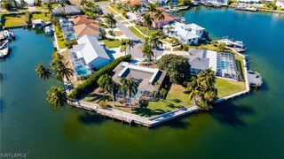 875 Robin CT, Marco Island, FL 34145