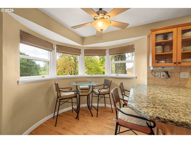 330 Nw 101ST Ave, Portland, OR 97229
