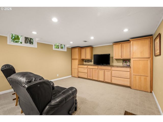 330 Nw 101ST Ave, Portland, OR 97229