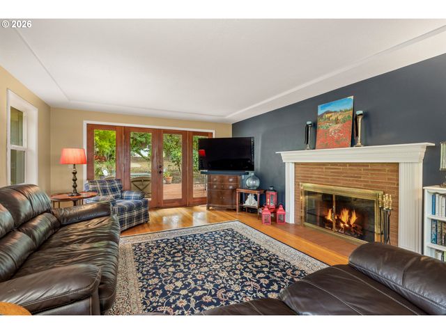 330 Nw 101ST Ave, Portland, OR 97229