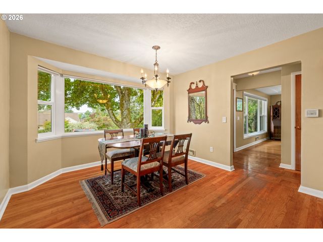 330 Nw 101ST Ave, Portland, OR 97229