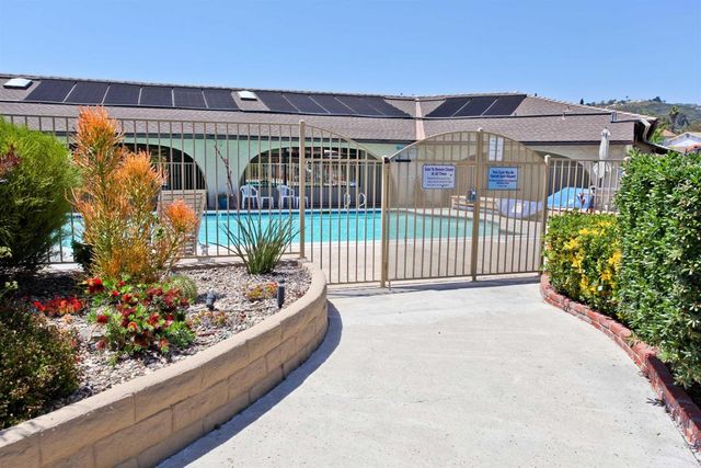 1401 El Norte Parkway SPC 174, San Marcos, CA 92069