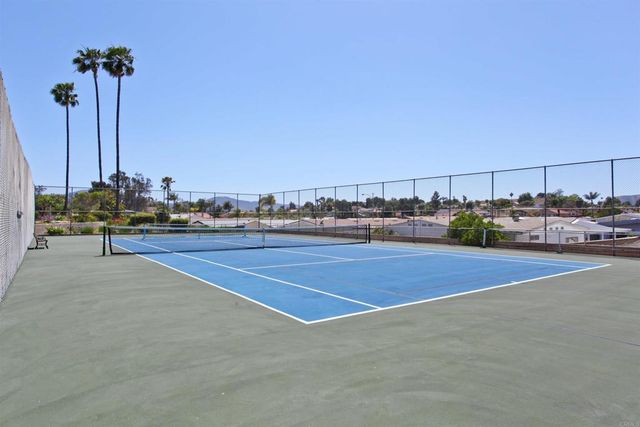 1401 El Norte Parkway SPC 174, San Marcos, CA 92069