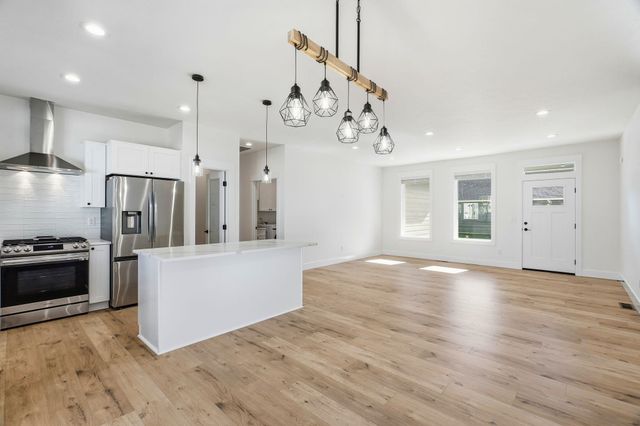 12117 E Sharp Ln, Spokane Valley, WA 99206