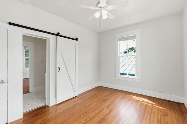 2121 Ursuline Street, Galveston, TX 77550
