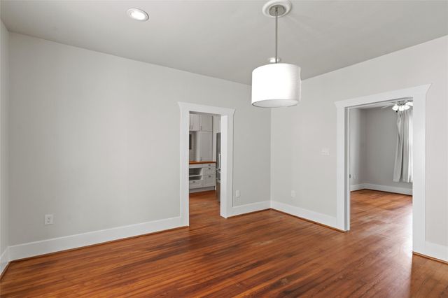 2121 Ursuline Street, Galveston, TX 77550