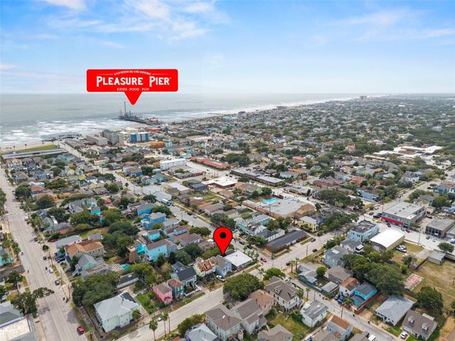 2121 Ursuline Street, Galveston, TX 77550
