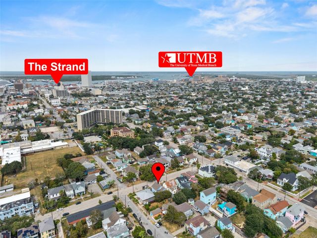2121 Ursuline Street, Galveston, TX 77550