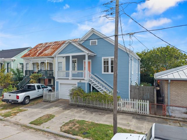 2121 Ursuline Street, Galveston, TX 77550