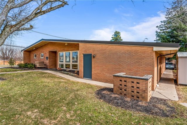 145 High St, New Wilmington Boro, PA 16142