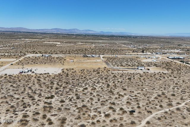 E Avenue R-12, Littlerock, CA 93543