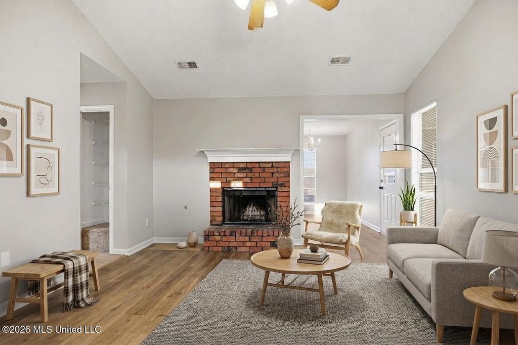9043 W Triple Crown Loop, Southaven, MS 38671 — photo 2