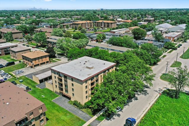 5800 W 105th Street 2C, Oak Lawn, IL 60453