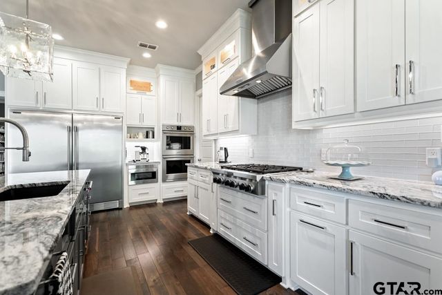 7529 Cross Gate Way, Tyler, TX 75703