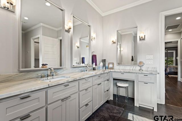 7529 Cross Gate Way, Tyler, TX 75703