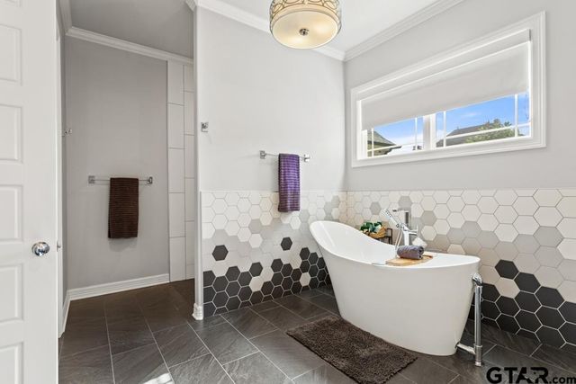 7529 Cross Gate Way, Tyler, TX 75703