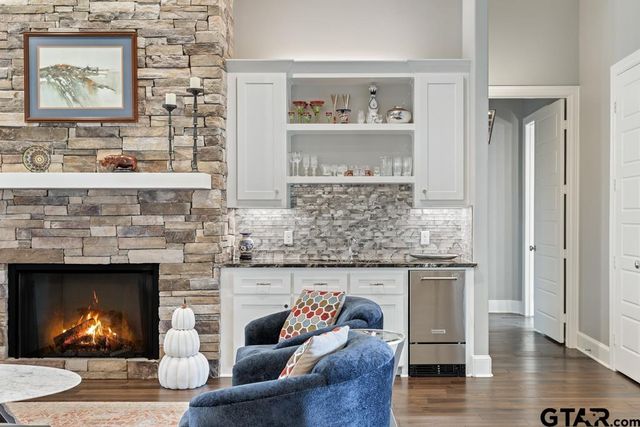 7529 Cross Gate Way, Tyler, TX 75703