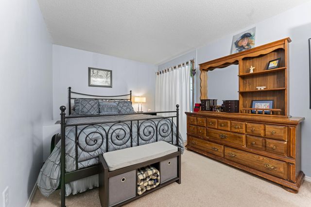 6450 York Avenue S 217, Edina, MN 55435