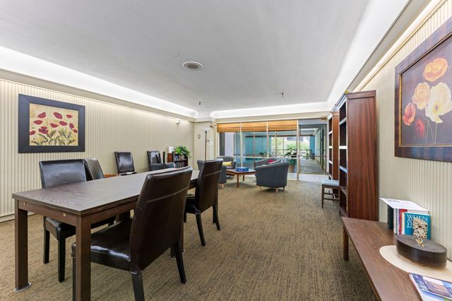 6450 York Avenue S 217, Edina, MN 55435