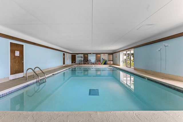 6450 York Avenue S 217, Edina, MN 55435