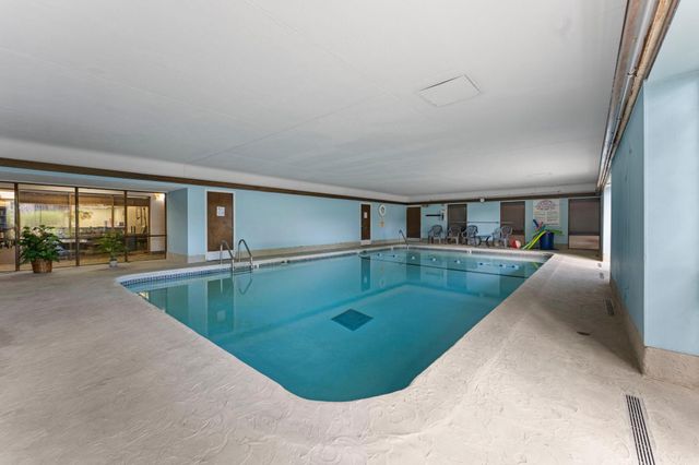6450 York Avenue S 217, Edina, MN 55435