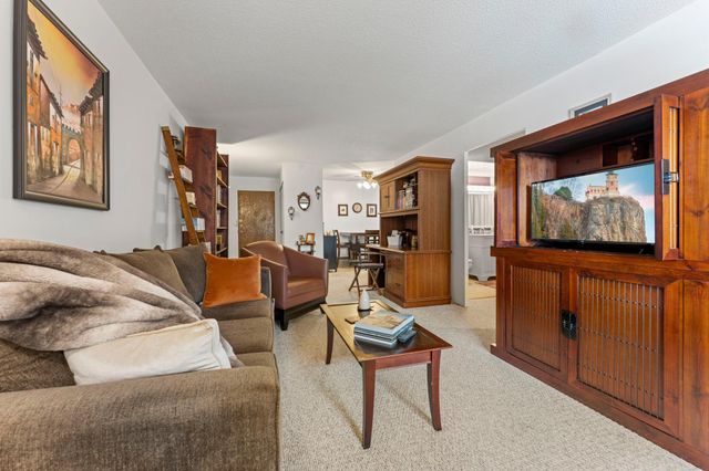 6450 York Avenue S 217, Edina, MN 55435