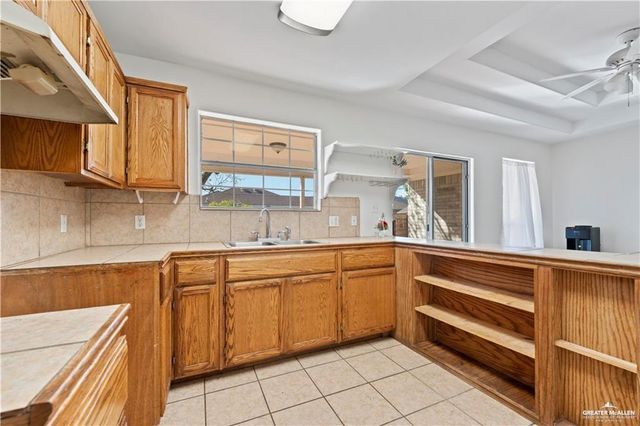 8512 S Morelos, Pharr, TX 78577
