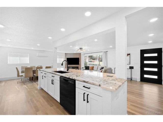 3860 Dudley St, Wheat Ridge, CO 80033